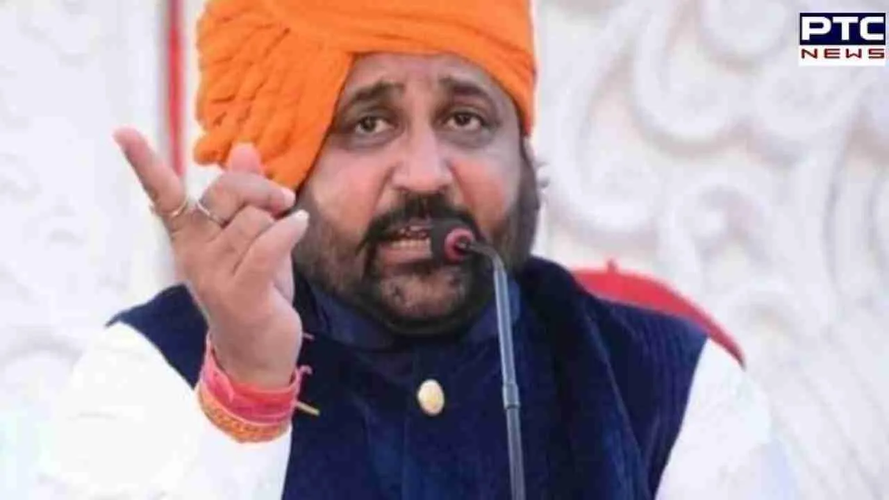 Jaipur: Rashtriya Rajput Karni Sena president Sukhdev Singh Gogamedi shot dead, assailants at large