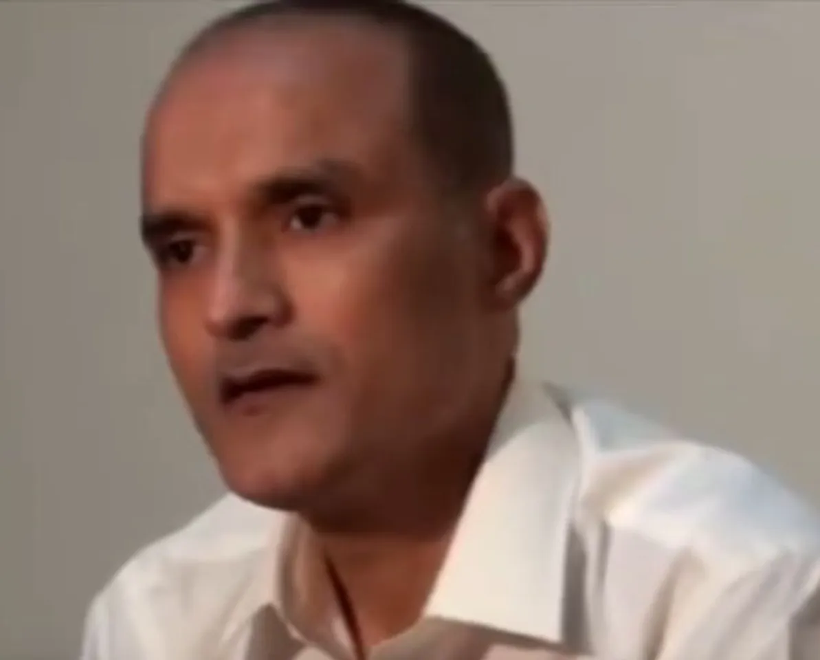 Jadhav's death sentence should serve as warning: Pak Def Min