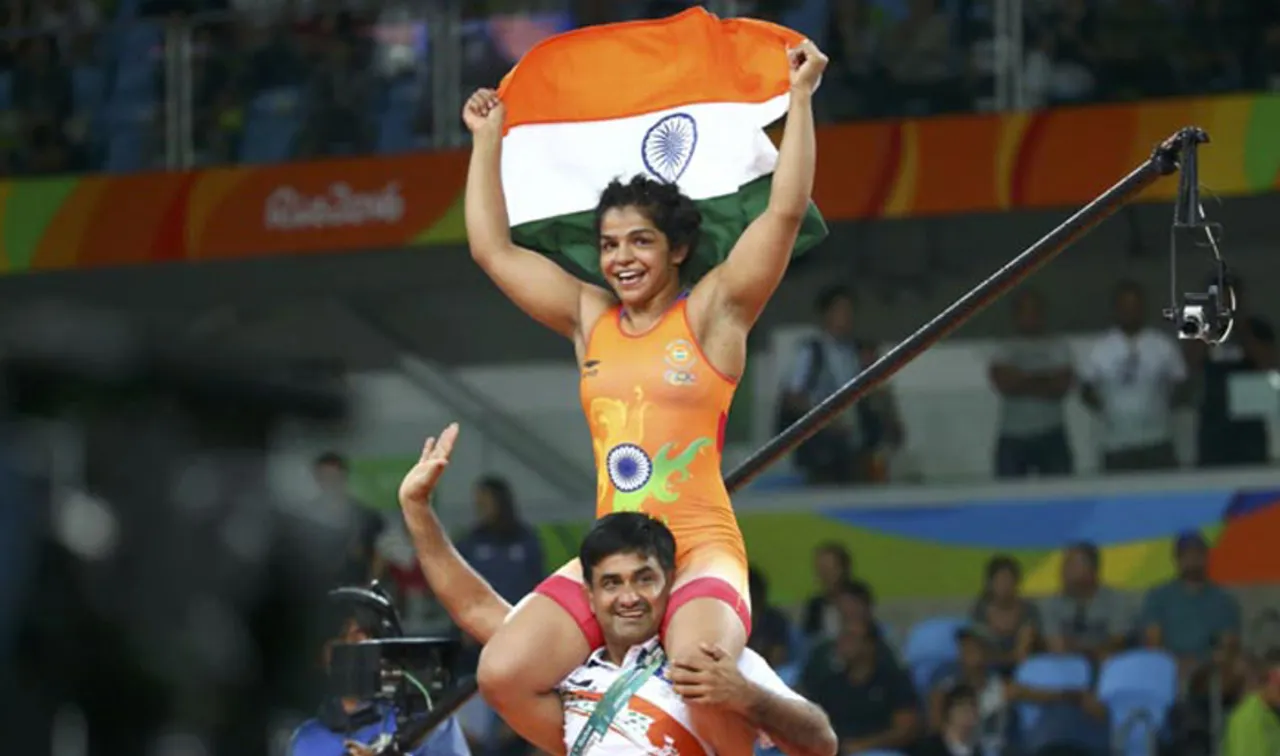 WRESTLER SAKSHI ENDS INDIA'S AGONISING WAIT, WINS BRONZE