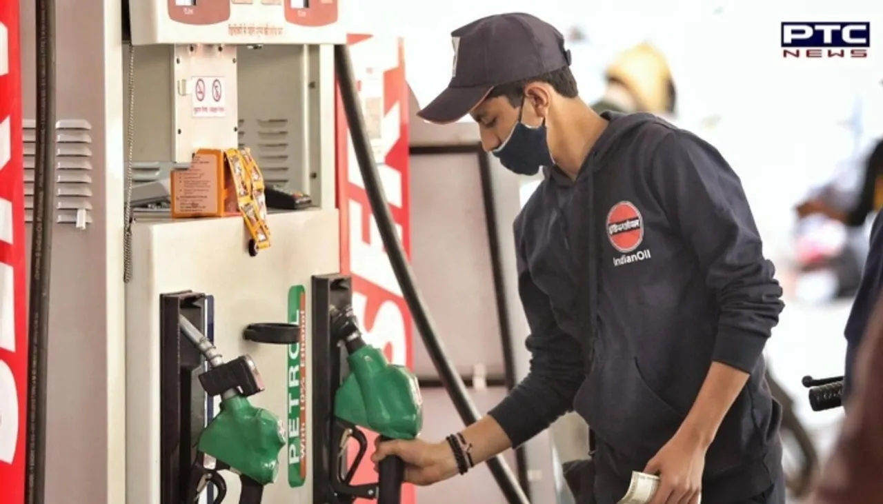 Petrol-Diesel Price : ਫ਼ਿਰ ਸਸਤਾ ਹੋਇਆ ਡੀਜ਼ਲ , ਜਾਣੋਂ ਪੈਟਰੋਲ ਦੀ ਕੀਮਤ ਬਾਰੇ ਤਾਜ਼ਾ ਅਪਡੇਟ