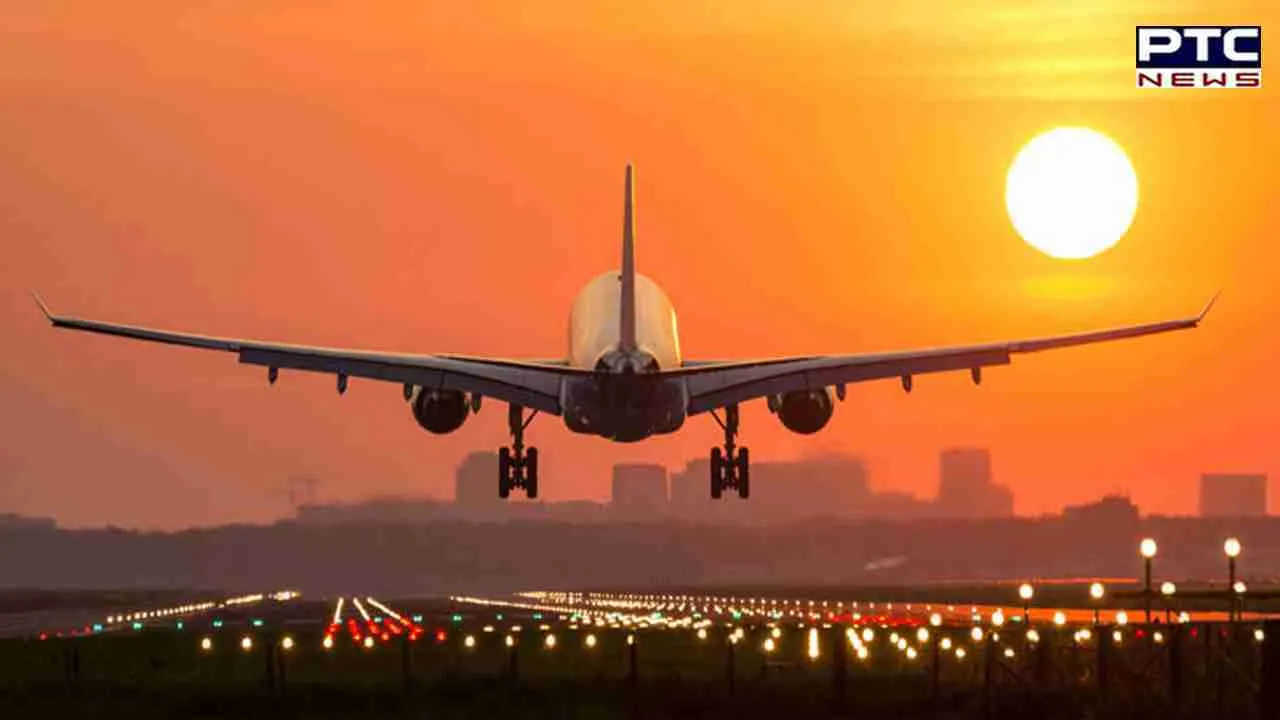 Flight Diverted: दिल्ली जाने वाली 18 फ्लाइट डायवर्ट, कम विजिबिलिटी के चलते लिया ये फैसला