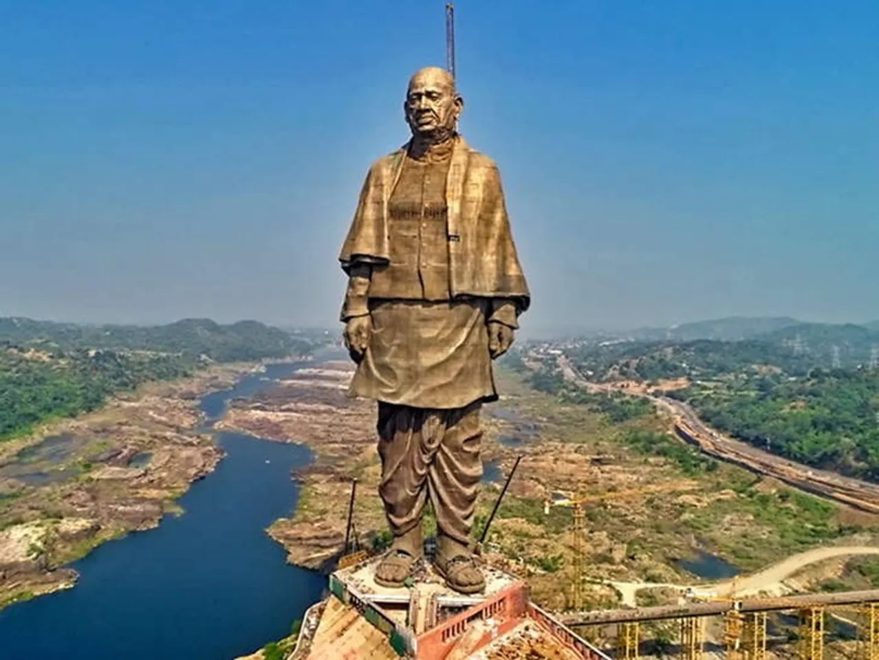 Modi reaches Gujarat to unveil 'Statue of Unity'