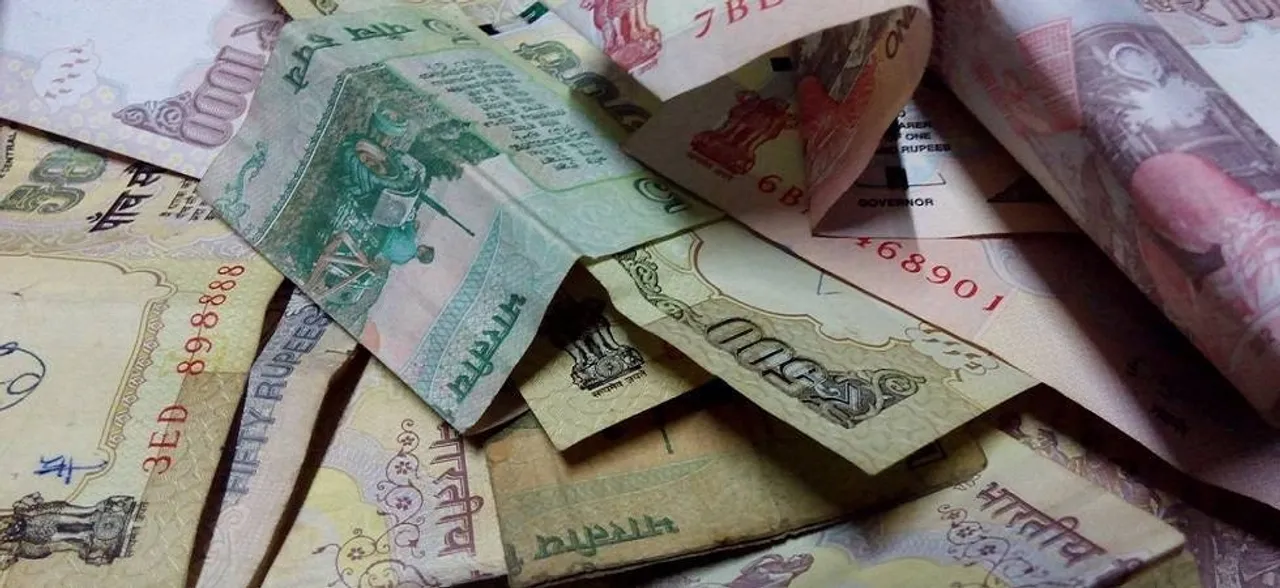 Rupee slides further by 15p to end at fresh lifetime low of 70.74 to dollar