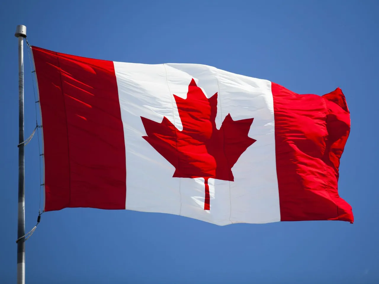 Canada extends international travel restrictions