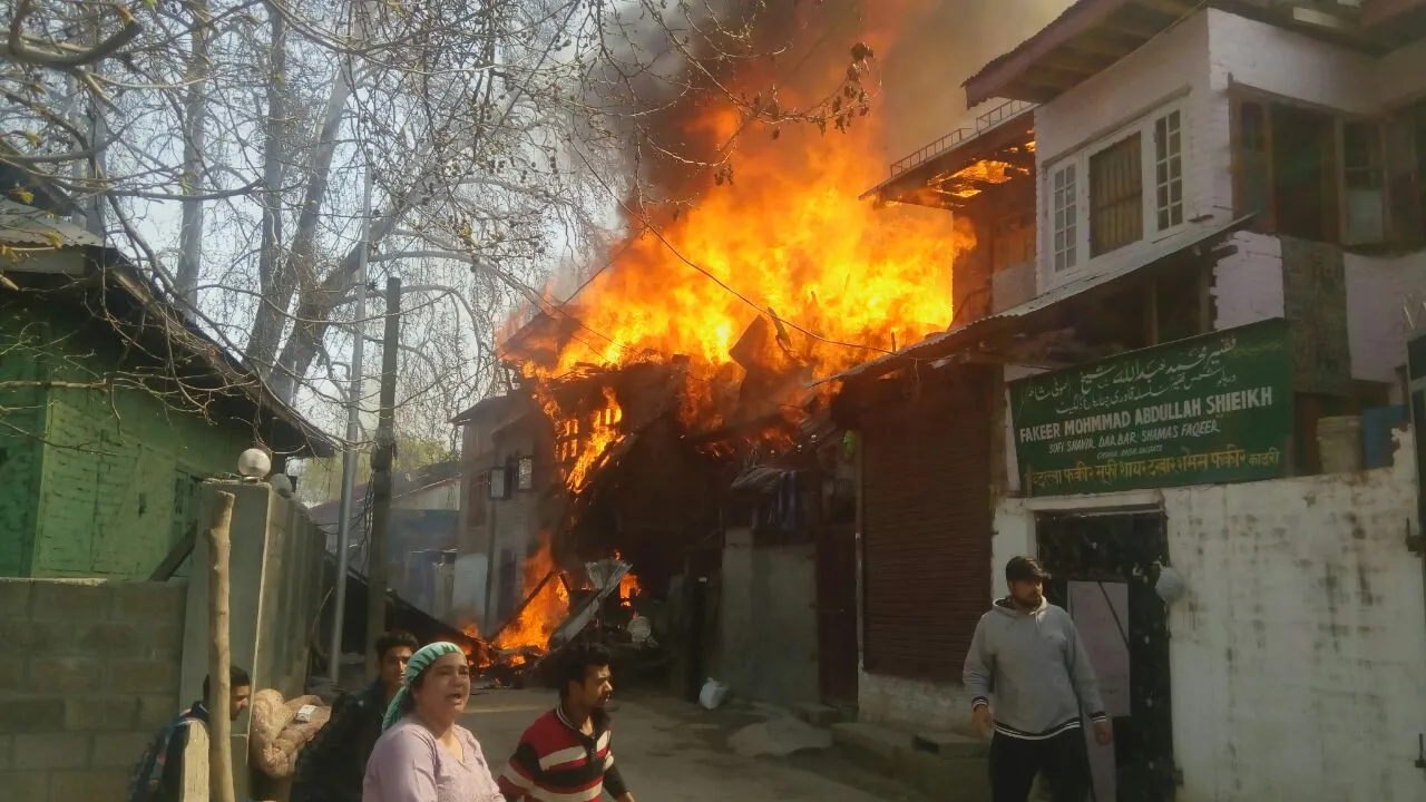 J&K: Fire guts commercial buildings, houses