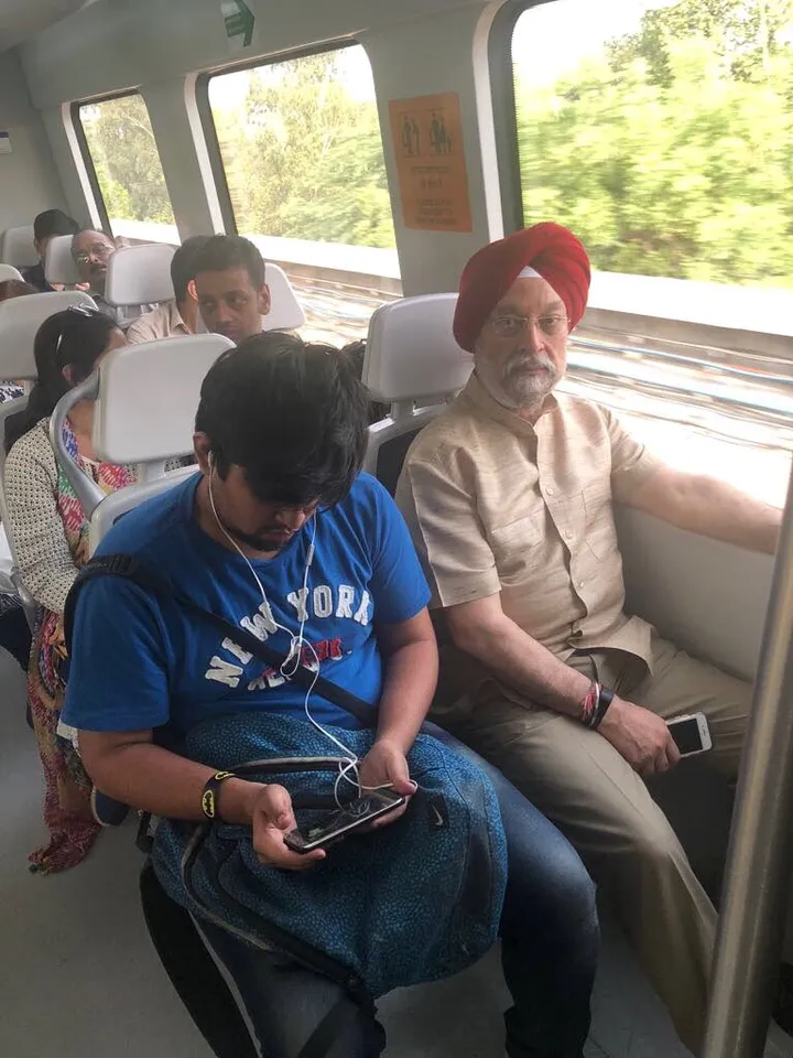 'Miss the flight or hop on to the Metro', Union Minister Hardeep Singh praises Metro