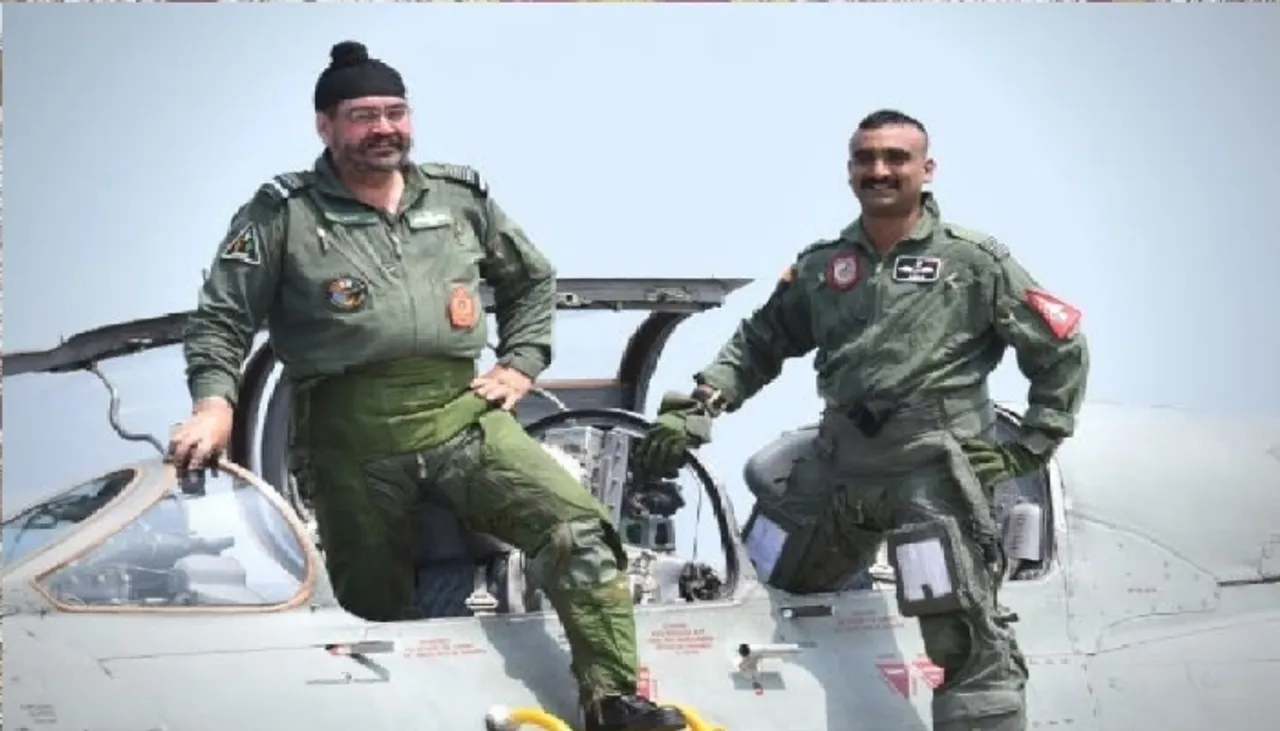 पाकिस्तान को घर में घुसकर मारने वाले ग्रुप कैप्टन Abhinandan Varthaman को वीर चक्र