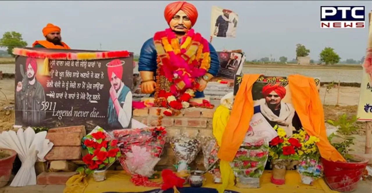 Moosewala's fan builds singers' statue; install in field where singer was cremated