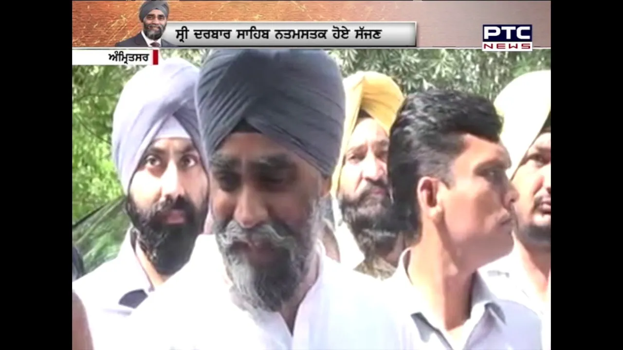 Defence Minister of Canada Harjit Singh Sajjan pays obeisance at Golden Temple