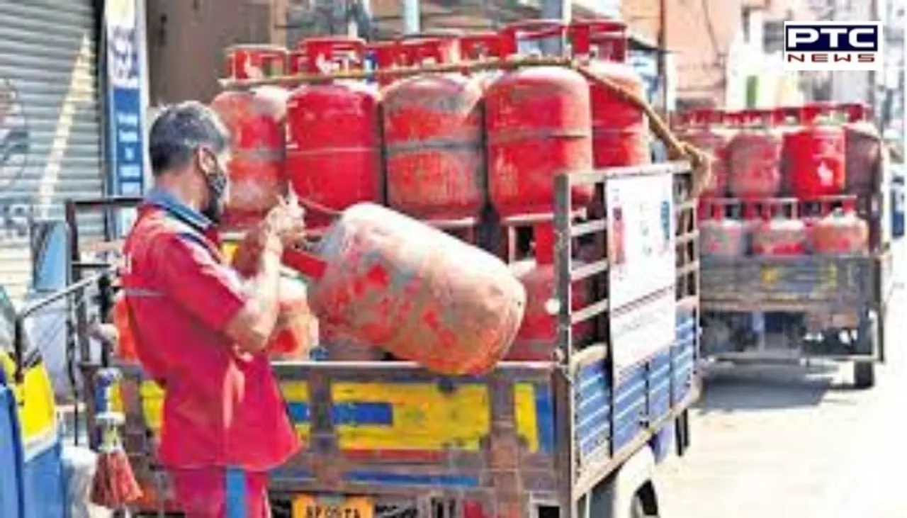 LPG Price : ਮਹੀਨੇ ਦੇ ਪਹਿਲੇ ਦਿਨ ਹੀ ਮਹਿੰਗਾਈ ਦਾ ਝਟਕਾ, 100 ਰੁਪਏ ਵਧੀ ਸਿਲੰਡਰ ਦੀ ਕੀਮਤ