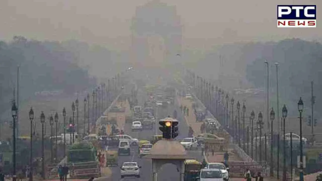 Delhi air pollution: ‘City of Hearts’ wakes up to dense haze; AQI remains ‘very poor’