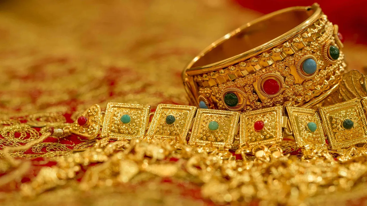 Gold loses sheen on weak global cues, muted demand