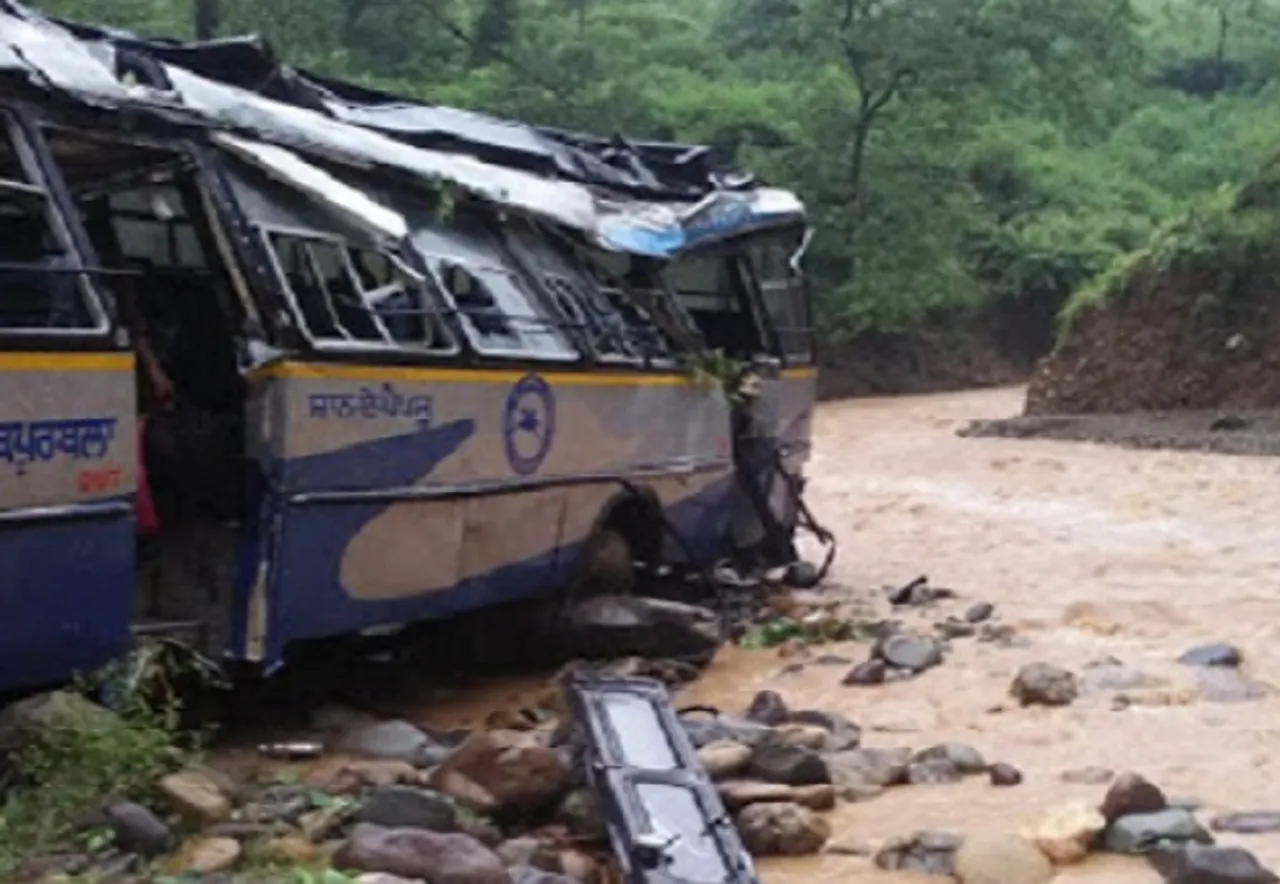 Bus Skids Off Road, One Killed and 6 others Injured