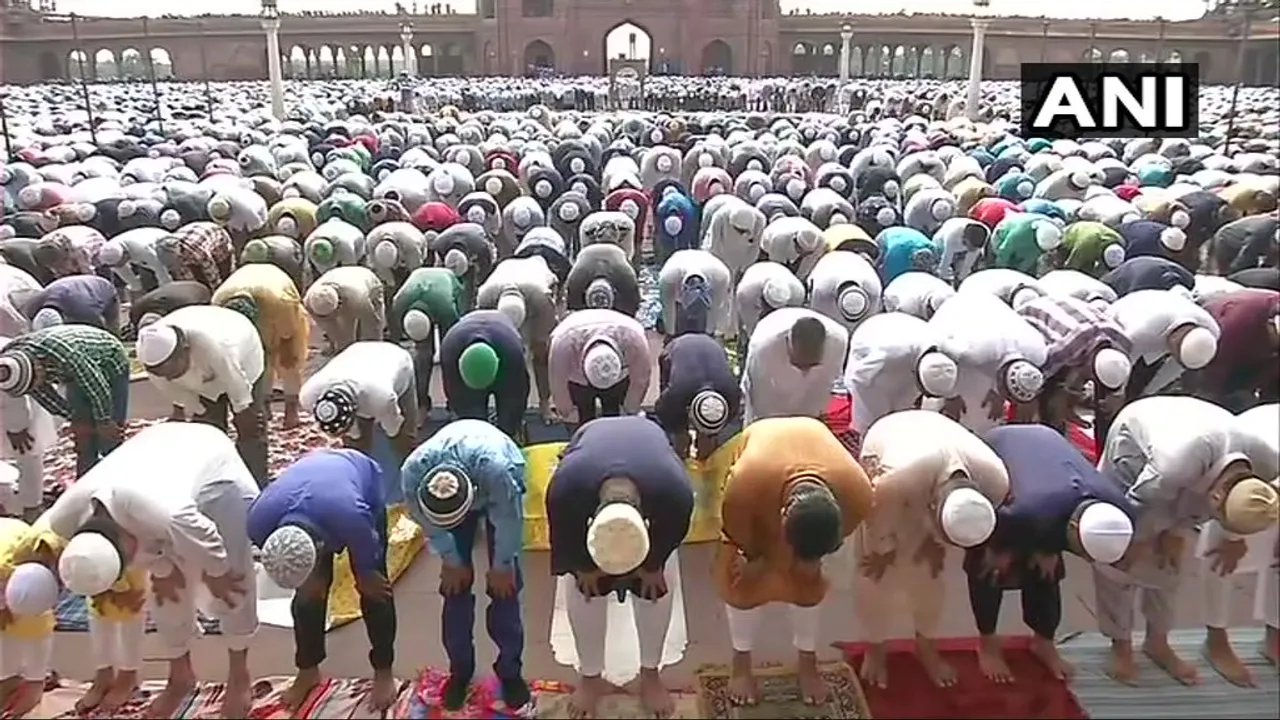 Delhi: People offer prayers at Jama Masjid on Eid Ul Zuha