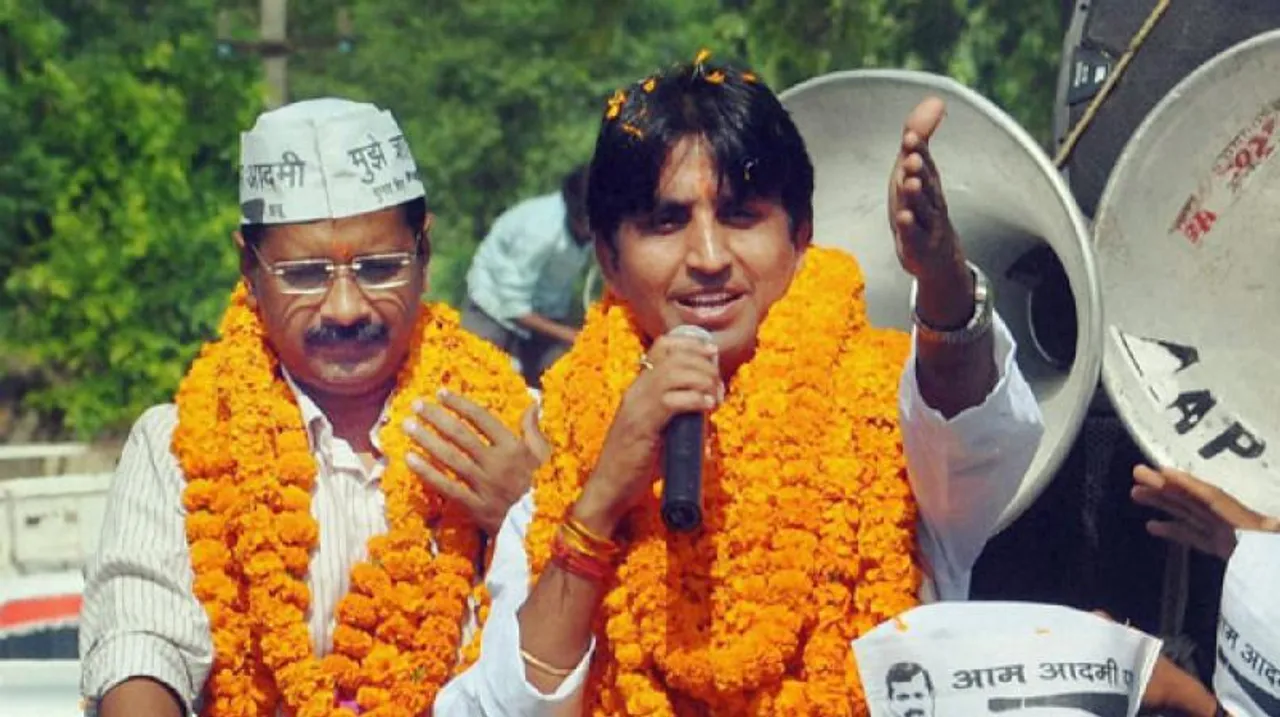 AAP in turmoil as Kumar Vishwas threatens to quit, Kejriwal reaches out