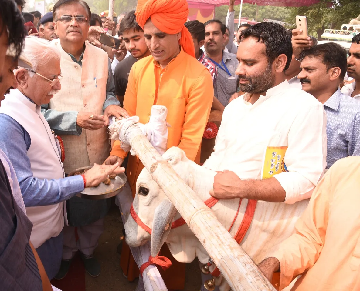 भैंसरू खुर्द के झोटे ‘ताज’ के सिर सजा राज्यस्तरीय पशुधन प्रदर्शनी का ताज