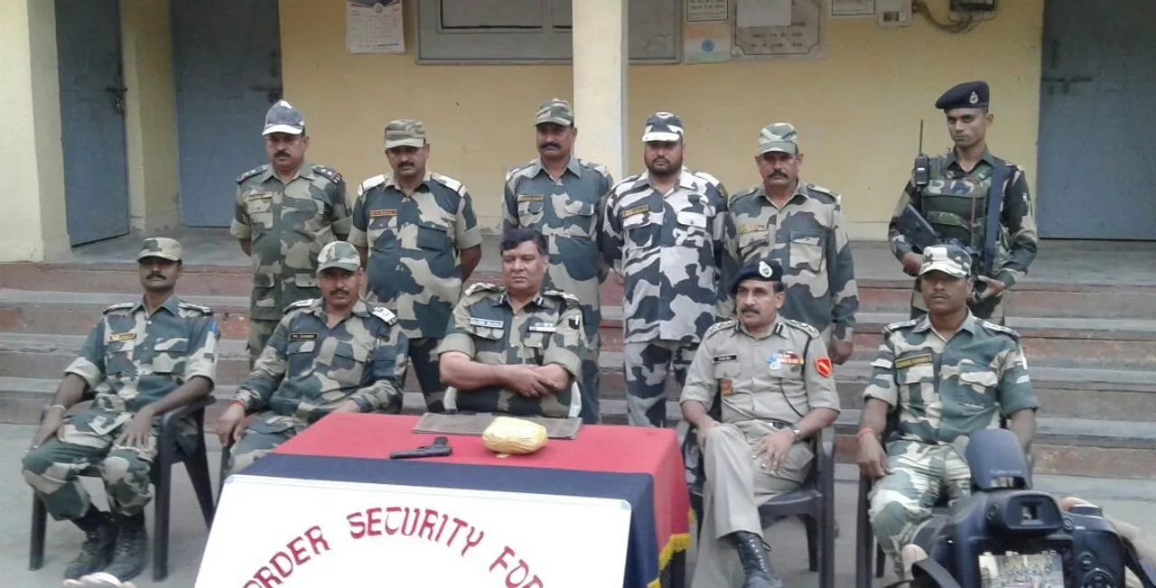 BSF seizes 19kg heroin along Indo-Pak border in Gurdaspur sector