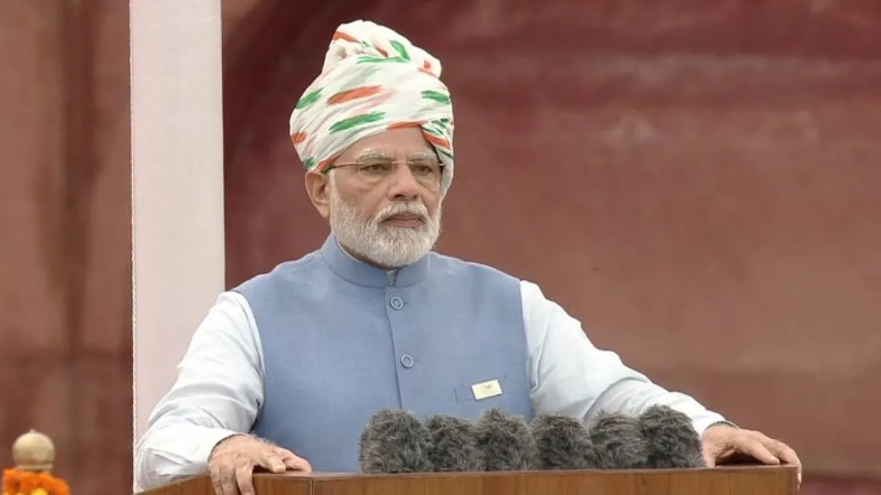 Independence Day 2022: PM Narendra Modi wears tricolour-themed turban to celebrate 'Azadi ka Amrit Mahatosav'