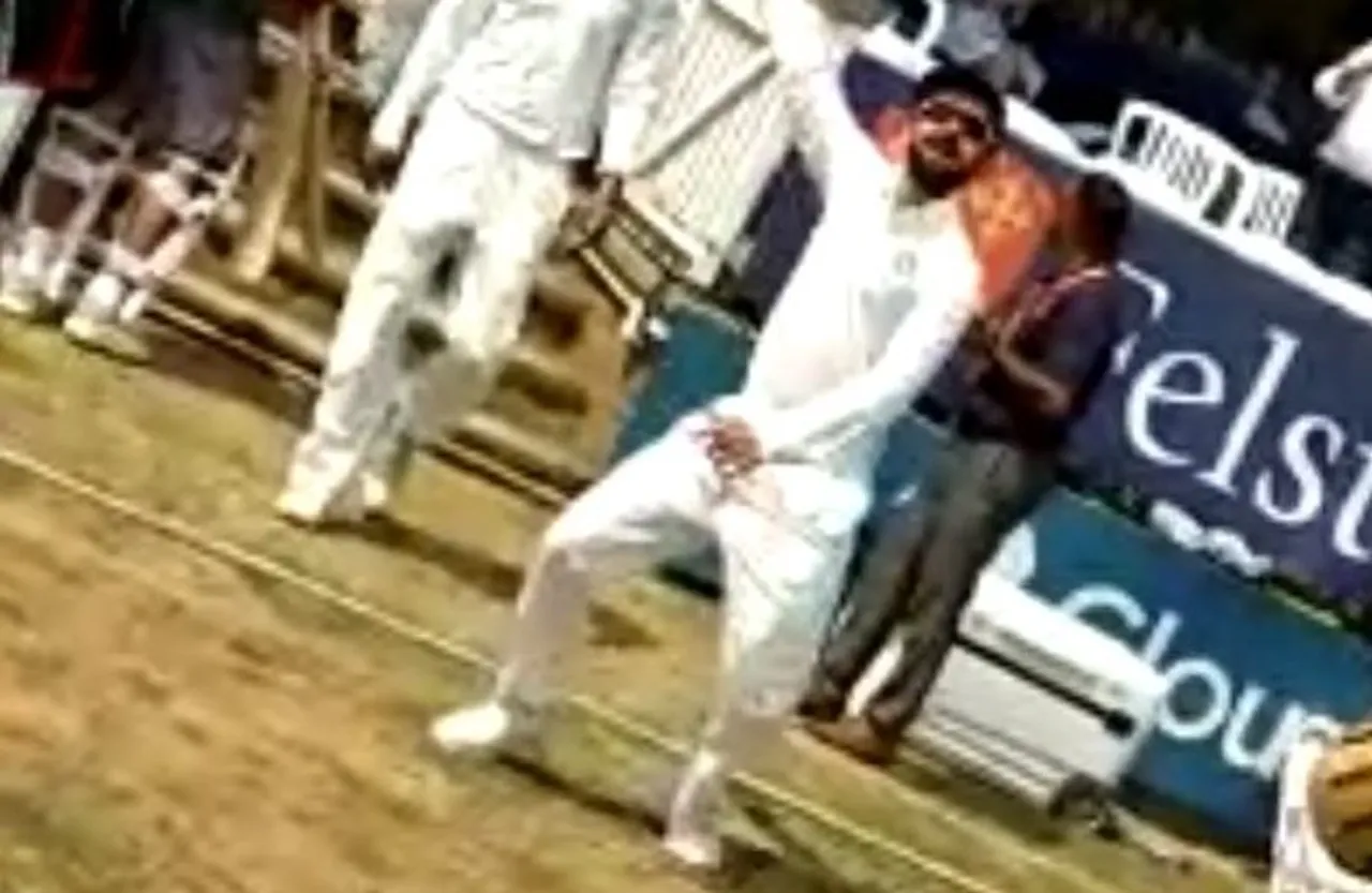 Virat Kohli, Shikhar Dhawan Showing Off Bhangra Moves On The Field
