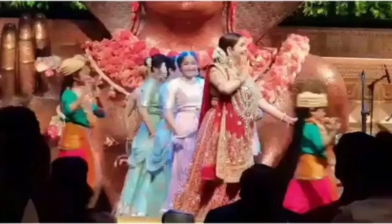 Nita Ambani - Happy Mother's Performance Video Will Melt Your Hearts