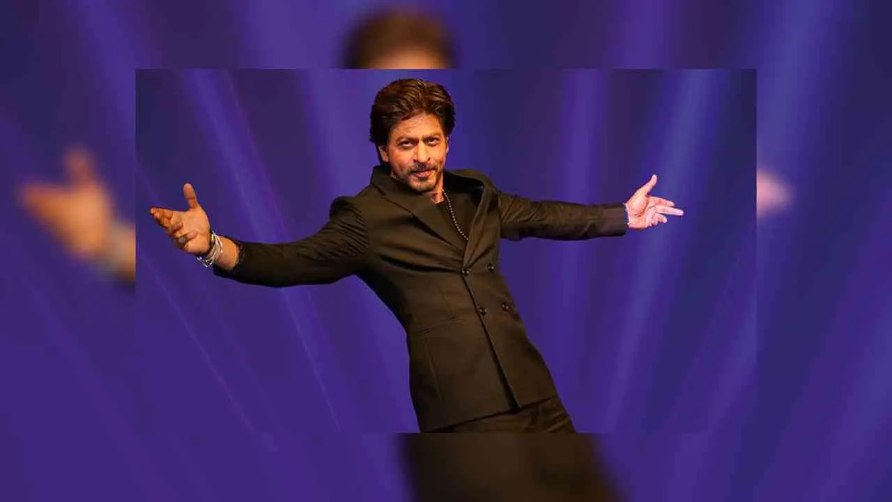 Bollywood Superstar Shah Rukh Khan Meets With An Accident In The Us Undergoes Emergency Surgery 5128