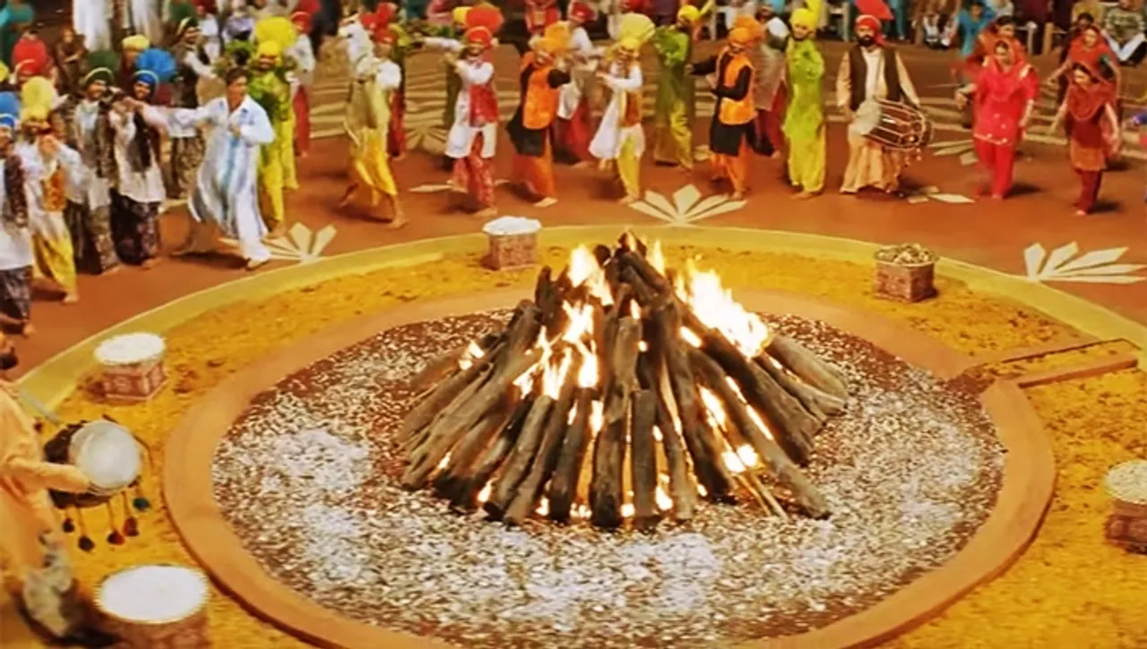 Lohri 2019 Special: Top Old & New Songs You Should Play During Lohri Celebrations