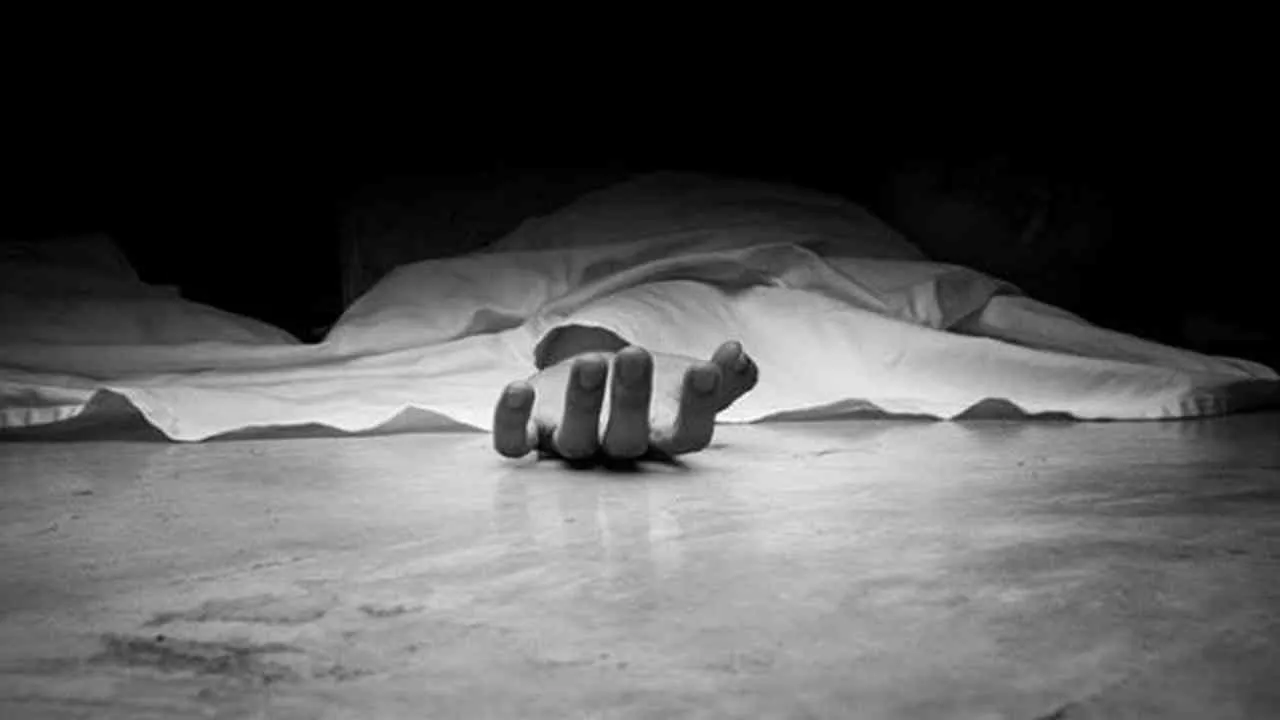 अलीगढ़ में गरीबी के कारण महिला ने दो बेटियों के साथ की आत्महत्या