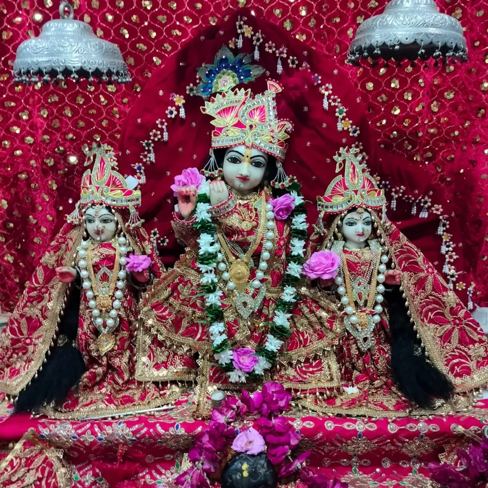 KRISHNA KHARGONE CHOLI