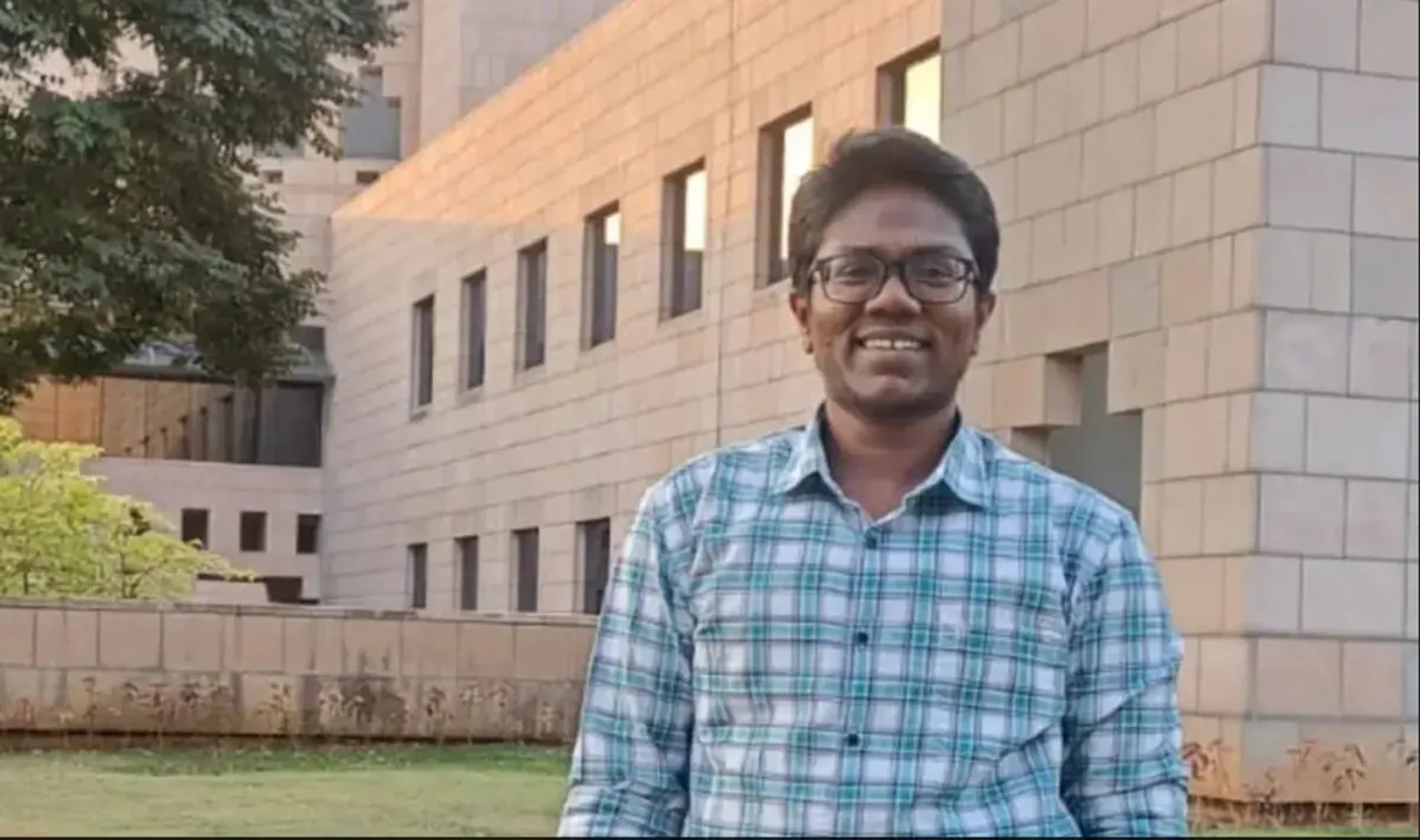 irs officer changes gender