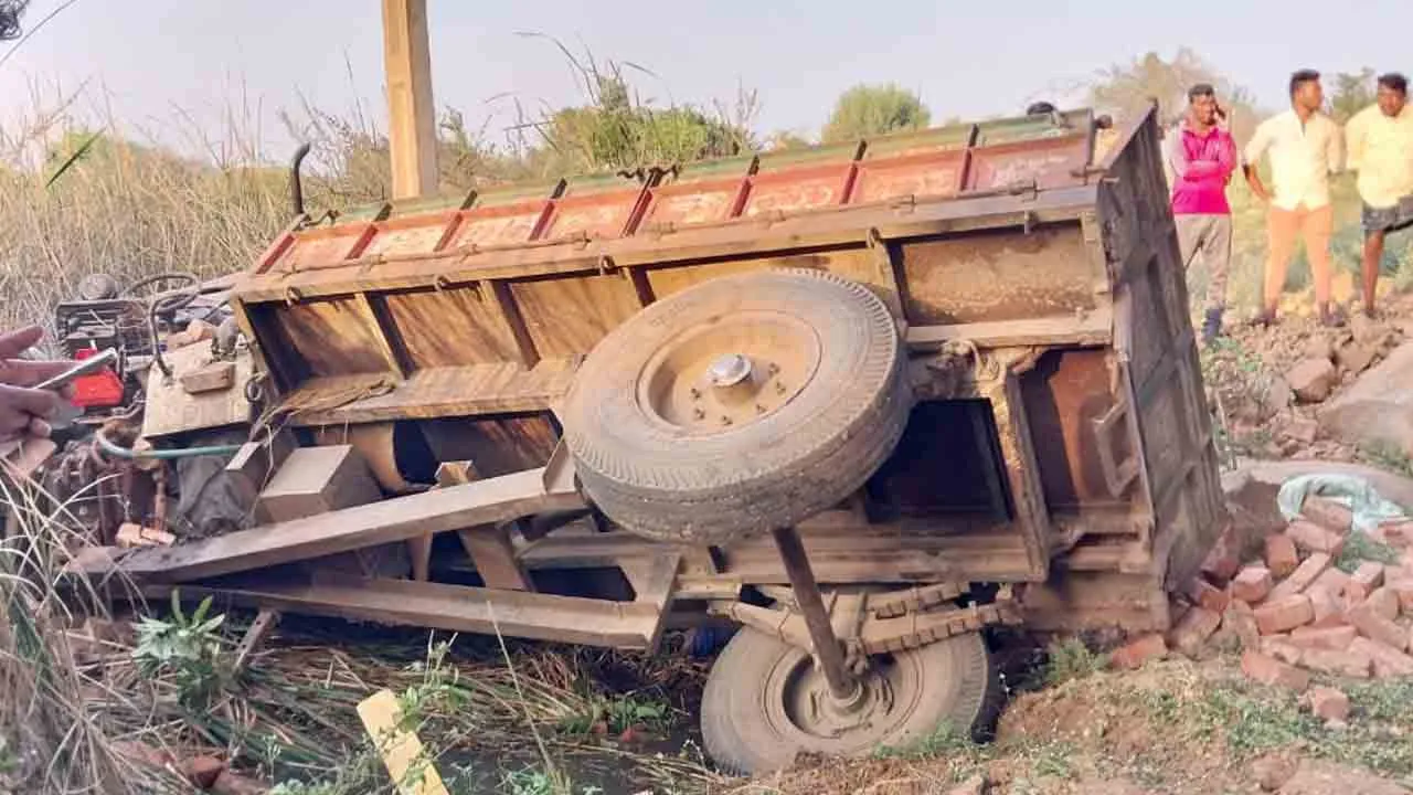 tractor accident 