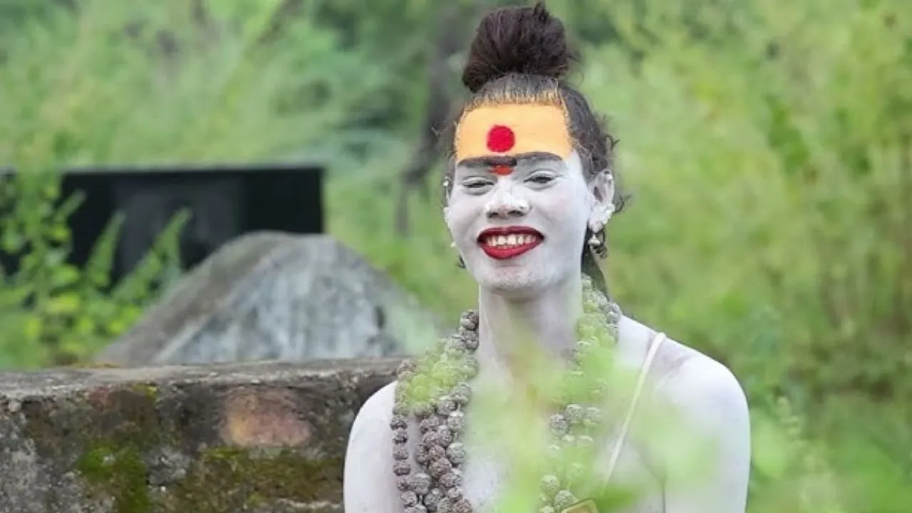 Lady Aghori Naga Sadhu Hulchul in Tanuku