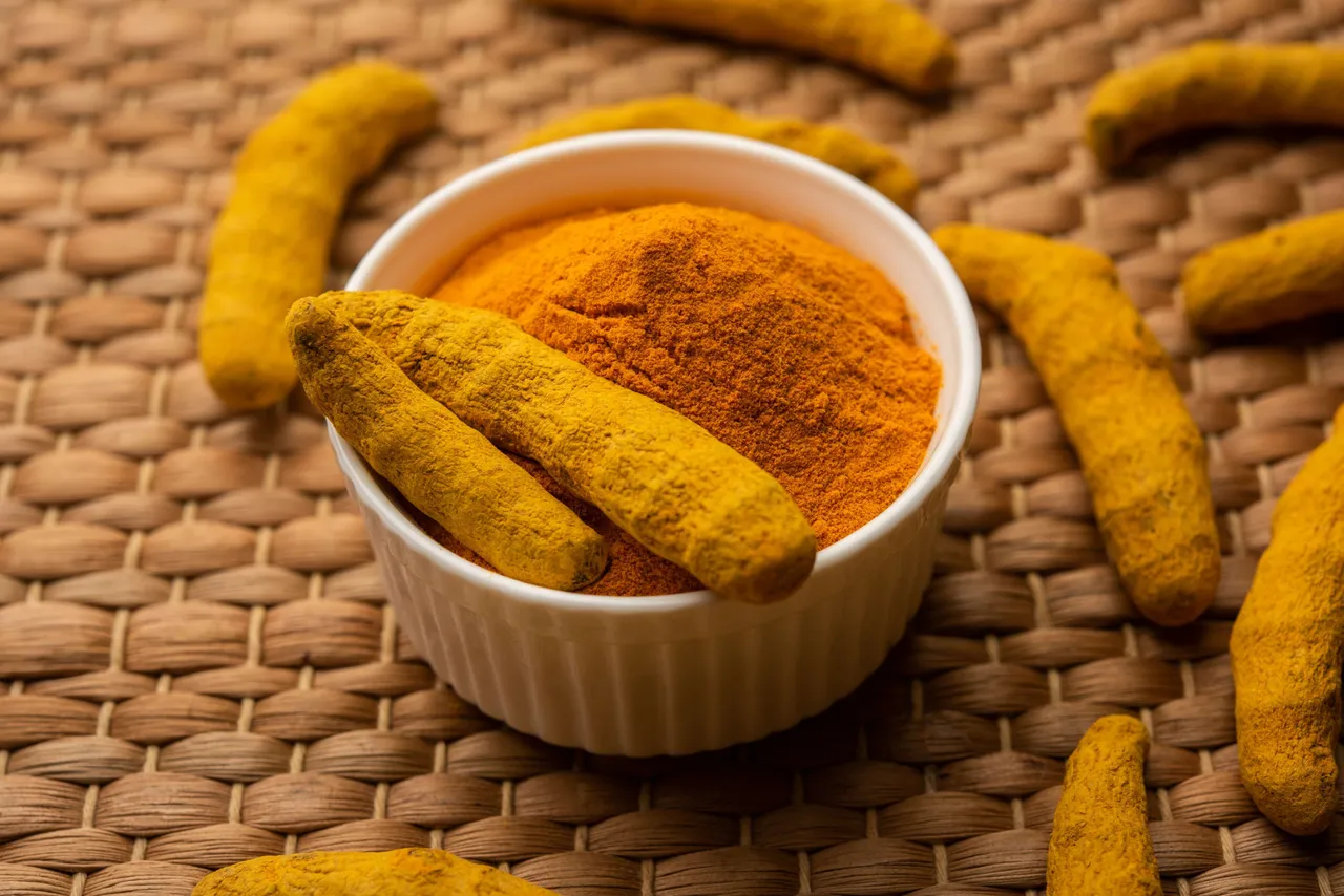 Alum-turmeric 