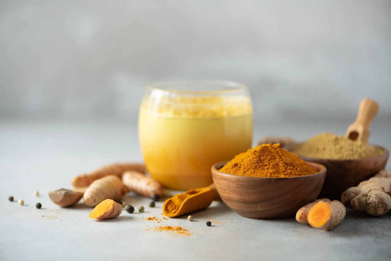 Alum-turmeric 