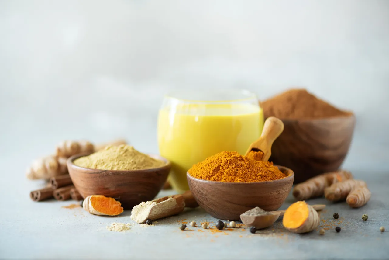 Alum-turmeric 