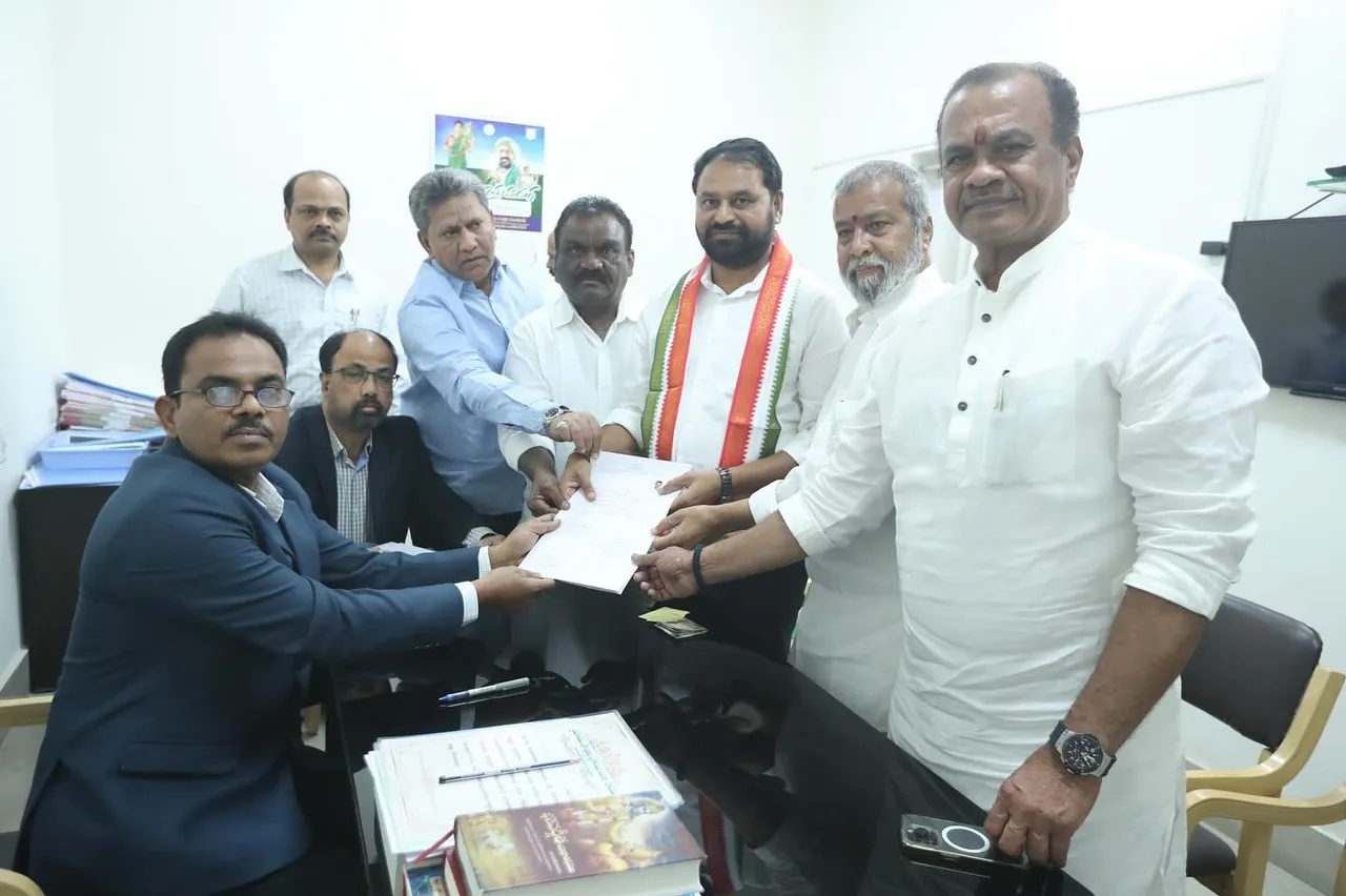 అద్ధంకి దయాకర్: