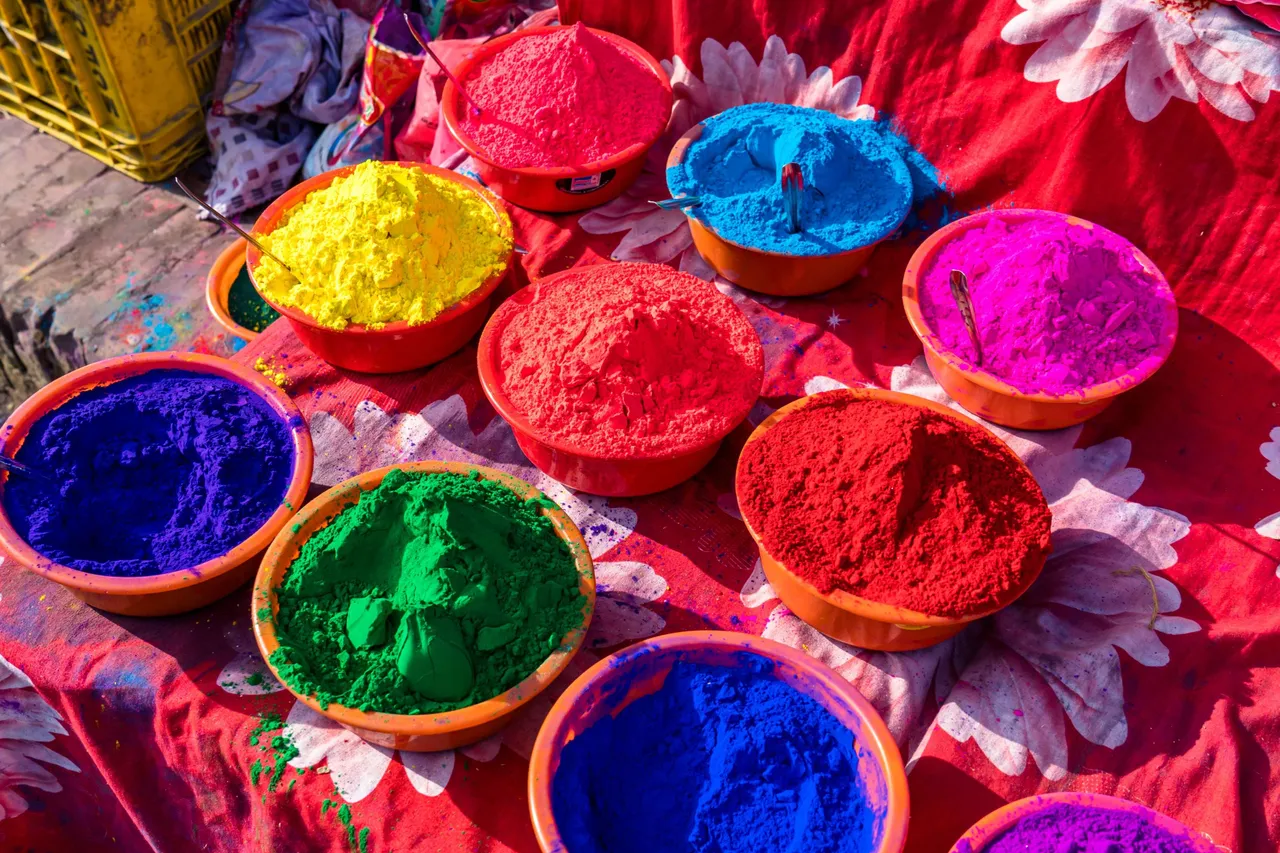 Holi