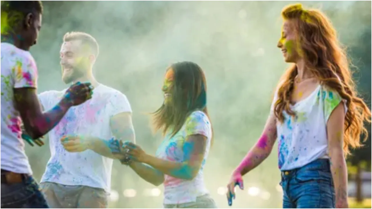 holi colors