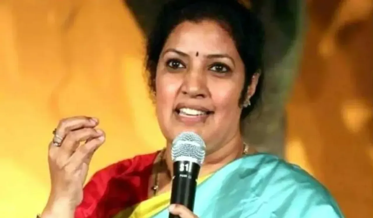 BJP Purandeswari: 'ఆడుదాం ఆంధ్ర ఎమో గానీ ఆంధ్రాతో ఆడుకుంటున్నారు'