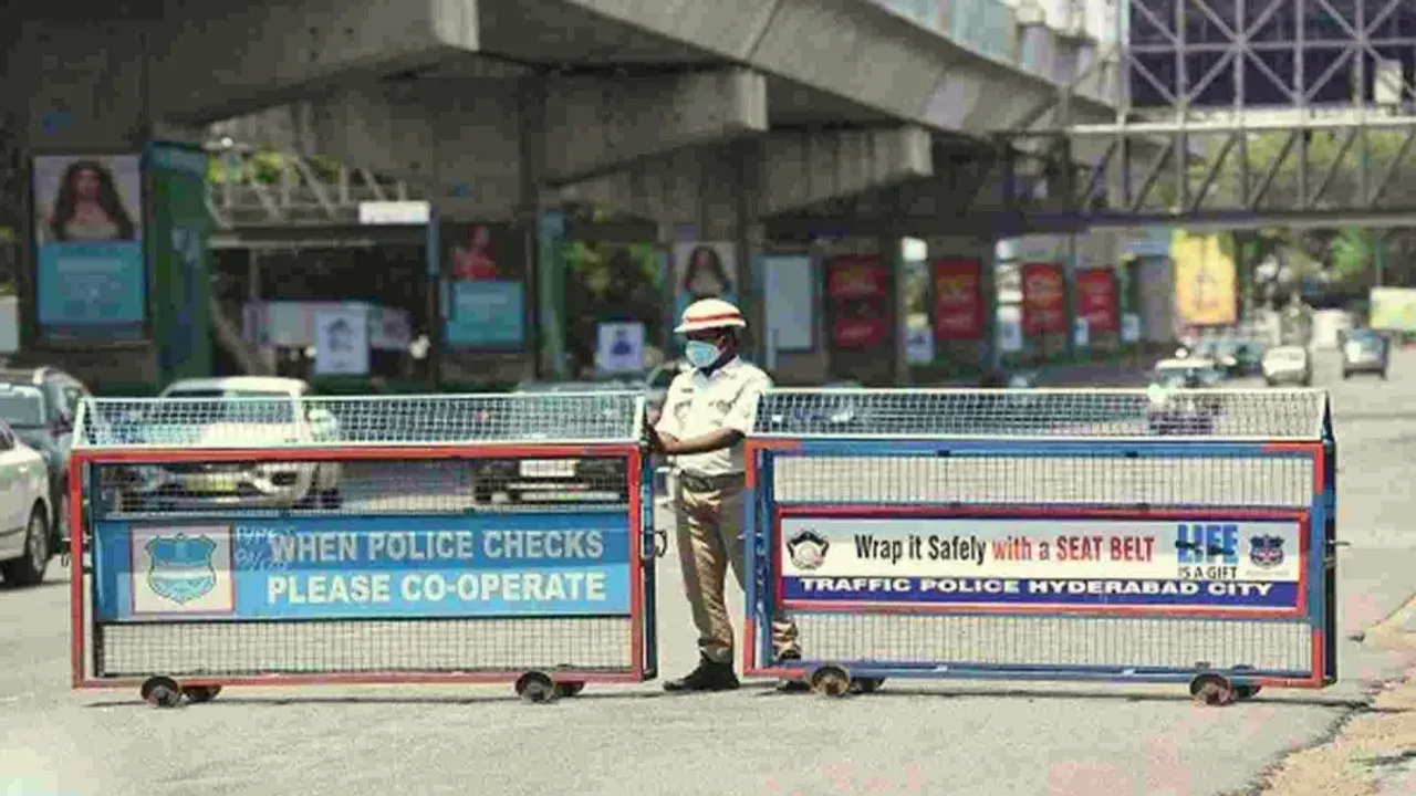 Traffic Rules : హైదరాబాద్ వాసులకు అలర్ట్.. ఆ ఏరియాలో ట్రాఫిక్ ఆంక్షలు!