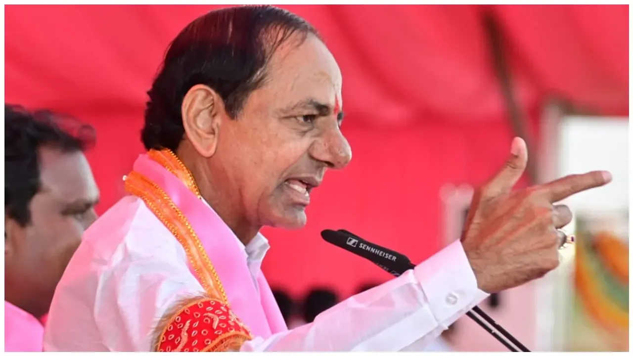 KCR : కేసీఆర్ సంచలన నిర్ణయం.. వారికి ఎంపీ టికెట్ కట్?