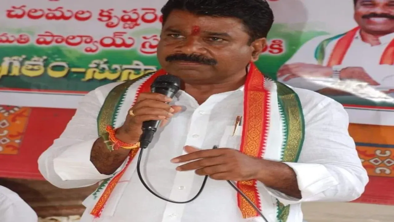 Munugodu: మునుగోడు కాంగ్రెస్‎లో ముసలం..చలమల కృష్ణారెడ్డి అలక..!!