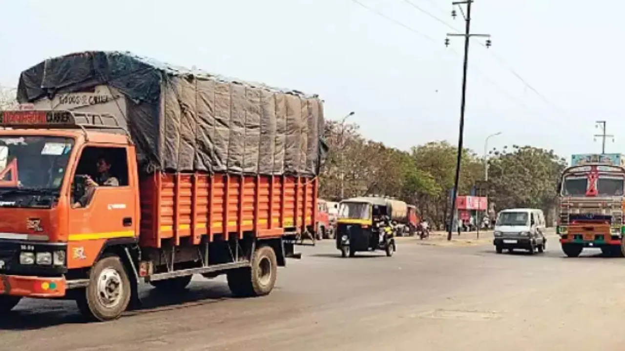 Hyderabad: ఇక నుంచి నగరంలో ఉదయం, సాయంత్రం హెవీ వెహికల్స్‌ కు నో పర్మిషన్‌!