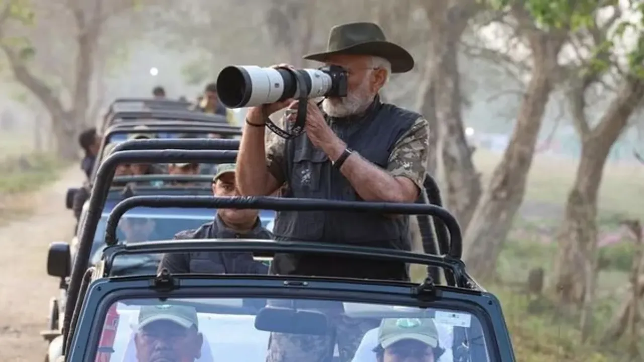 Viral Photos : మరోసారి ఫొటోగ్రఫర్‌ అవతారమెత్తిన మోదీ.. నేషనల్‌ పార్క్‌లో ప్రధాని పిక్స్‌ వైరల్!