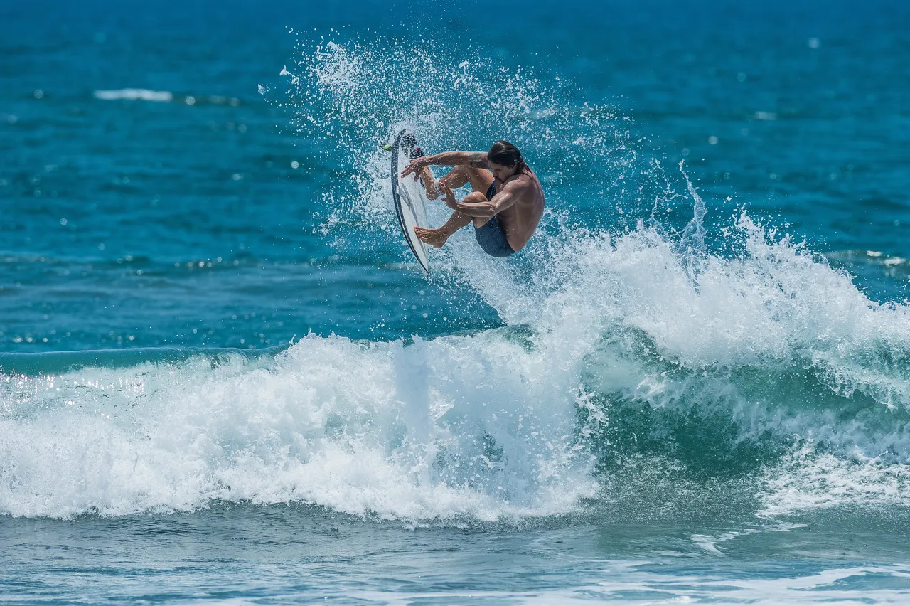 Niyama offers the Maldives’ most luxurious way to surf, with waves breaking right on shore, and a surf community forming every peak season of aficionados from all around the world.