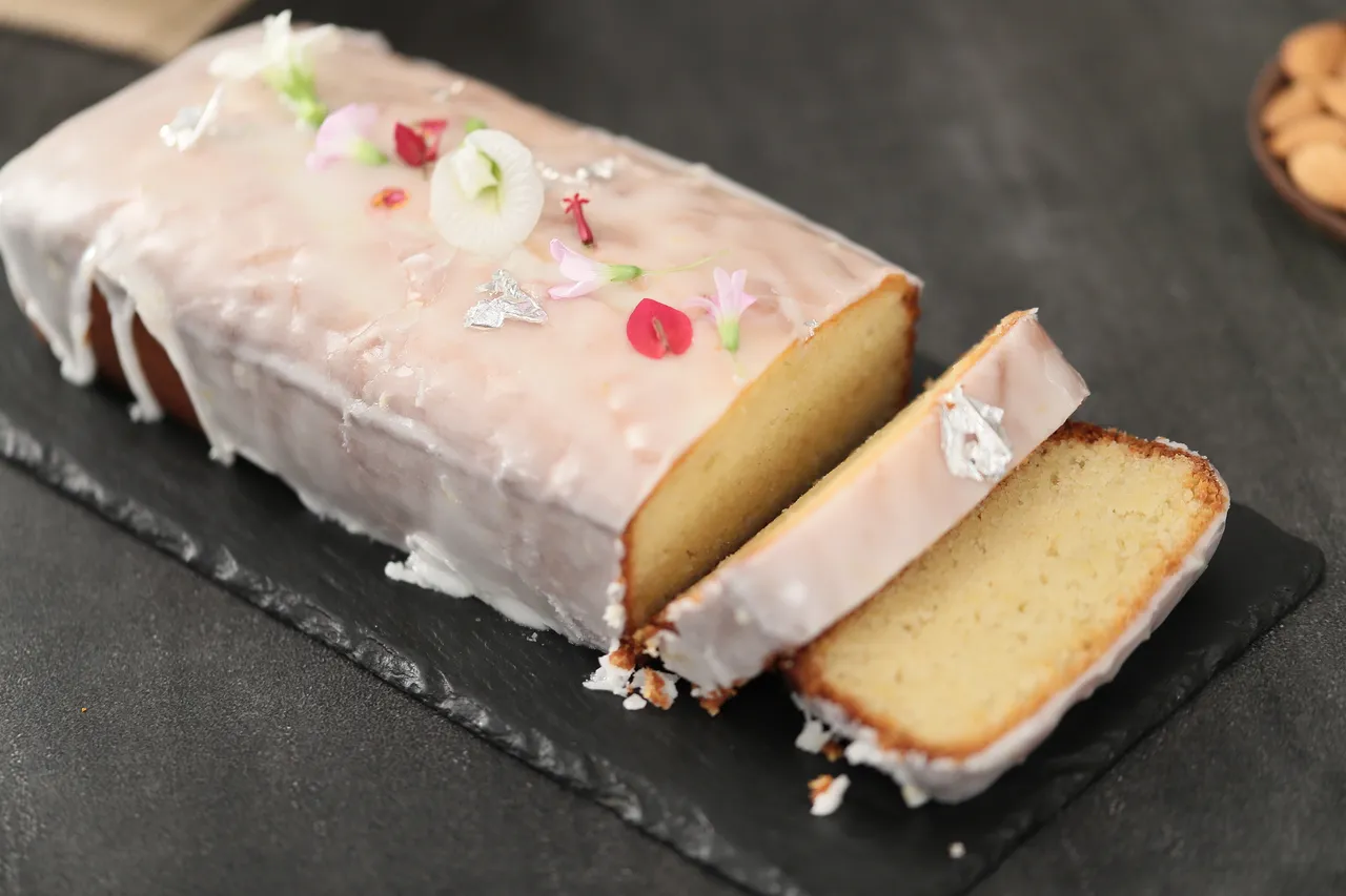 Flourless Lemon Cake - YT