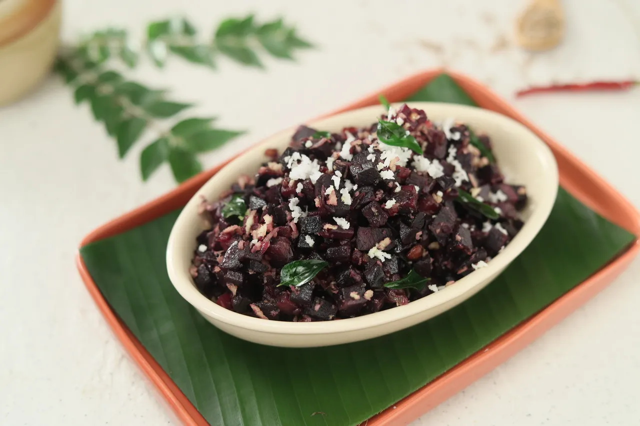 Black Carrot Poriyal - YT