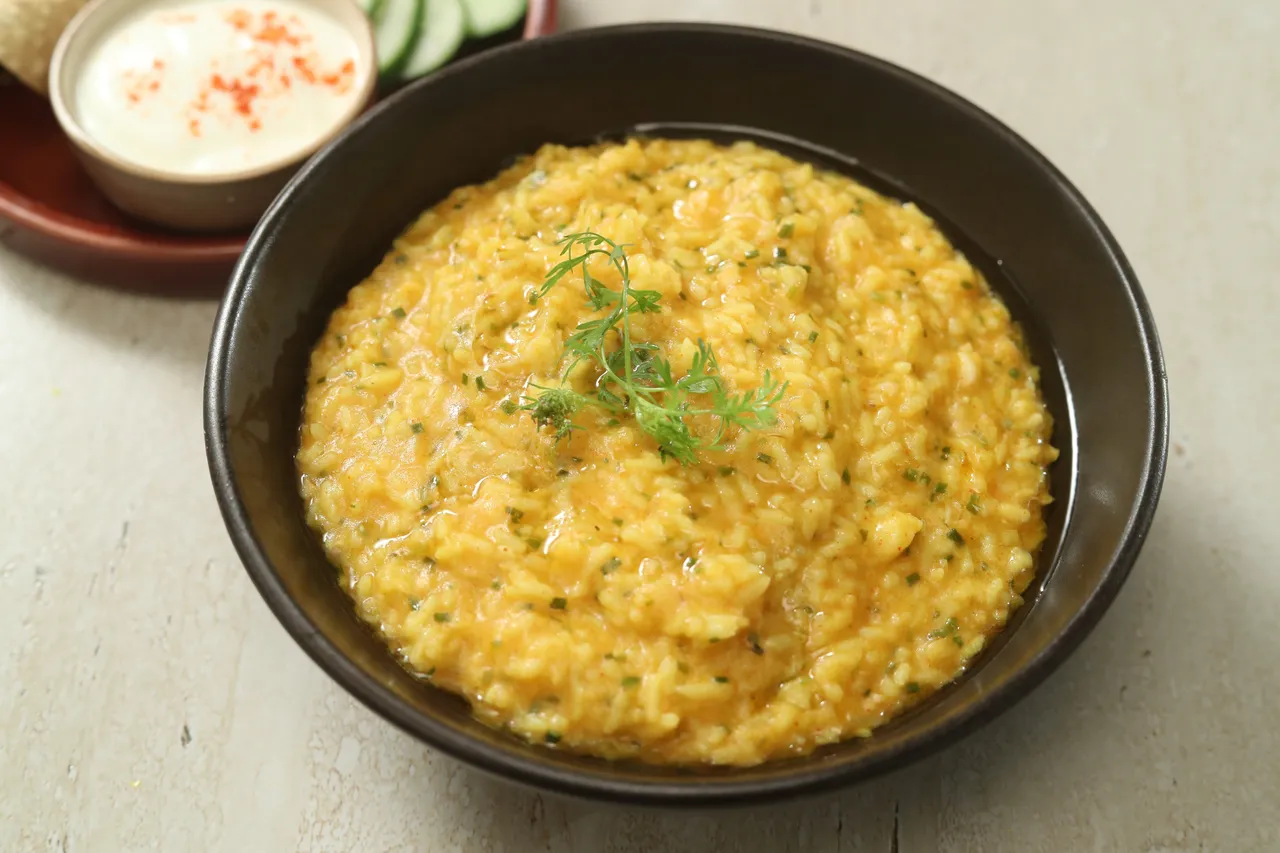 Hare Lasan Ki Khichdi - YT