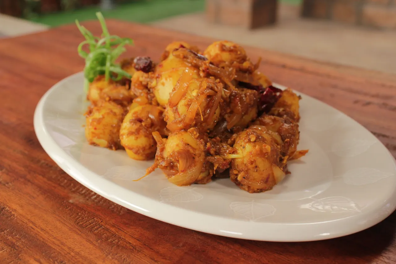 Potatoes in Spicy Tamarind Sauce - SKK