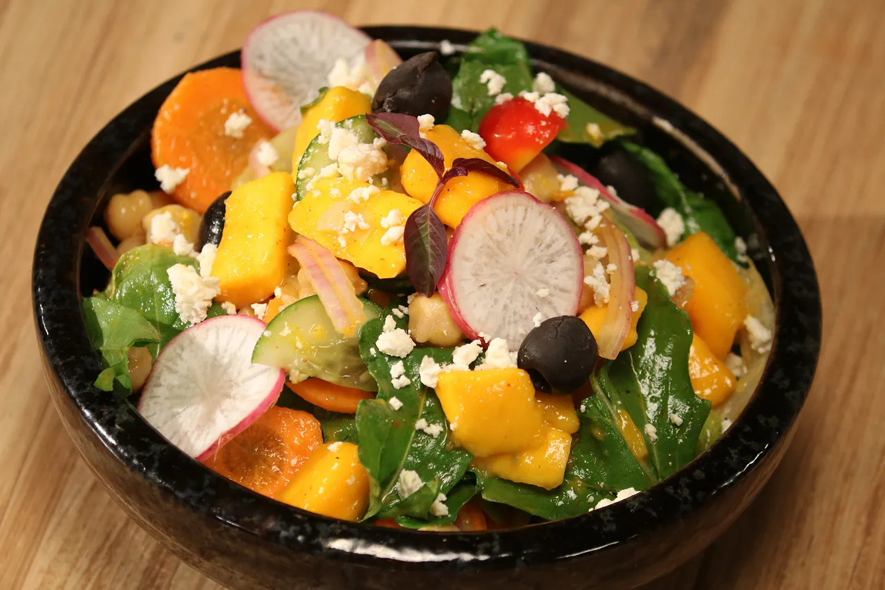 Mango and Chickpea Salad - YT