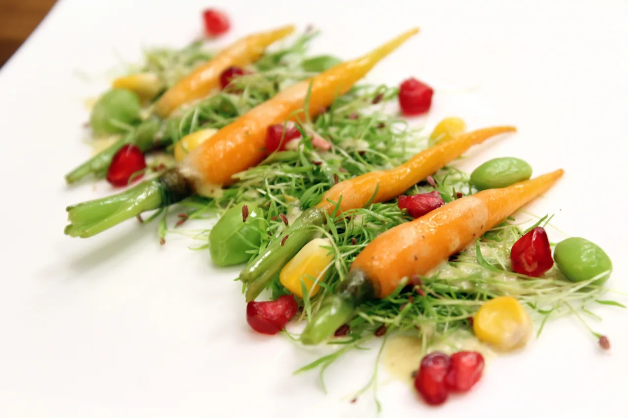 Baby Carrot Greens Salad - YT